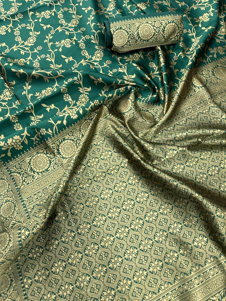 Organic Banarasi Lichi Silk Saree with Blouse Piece – Wedding & Festive Wear